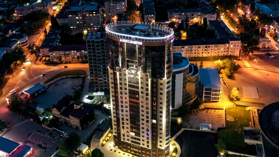 гибкий неон,светодиодный неон,архитектурная подсветка,жк александрия,самое высокое здание в ставрополе,узколучевые прожекторы